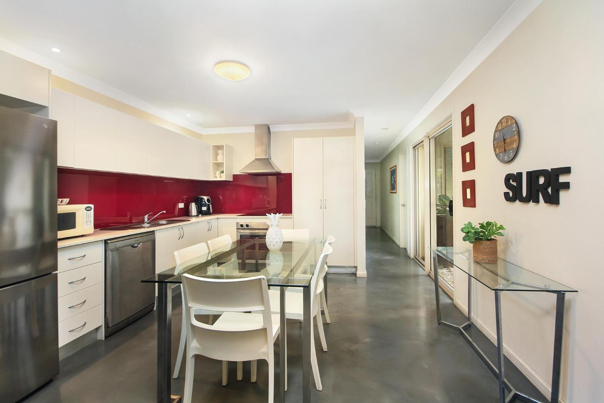 Byron Lakeside Holiday Apartments Байрон-Бей Экстерьер фото